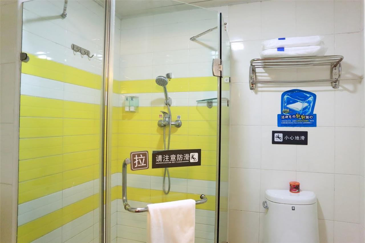 7Days Inn Zhongshan Li He Square Dış mekan fotoğraf
