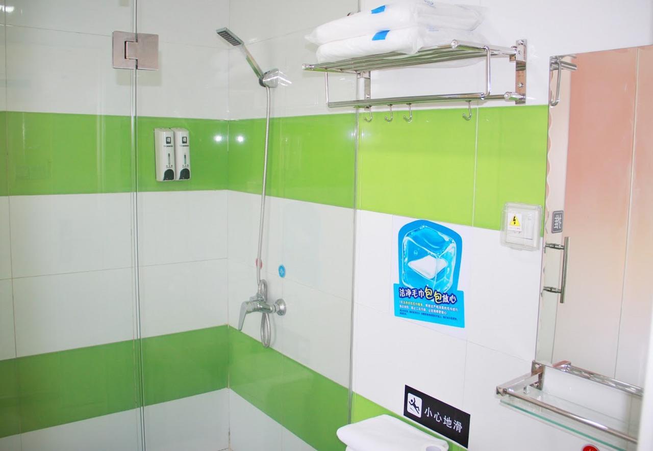 7Days Inn Zhongshan Li He Square Dış mekan fotoğraf